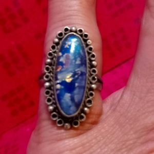 Beautiful ring size 7